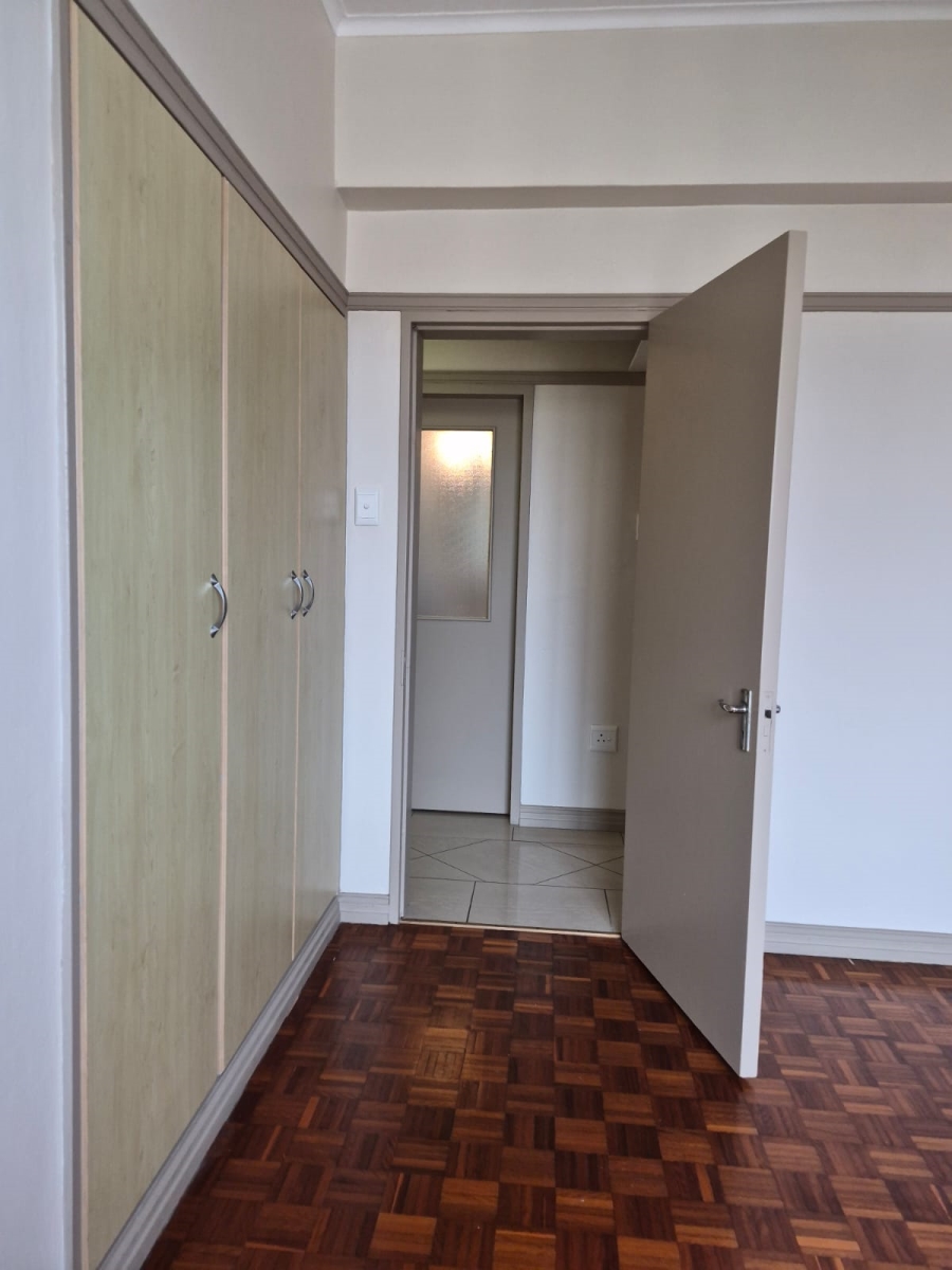 To Let 2 Bedroom Property for Rent in Summerstrand Eastern Cape